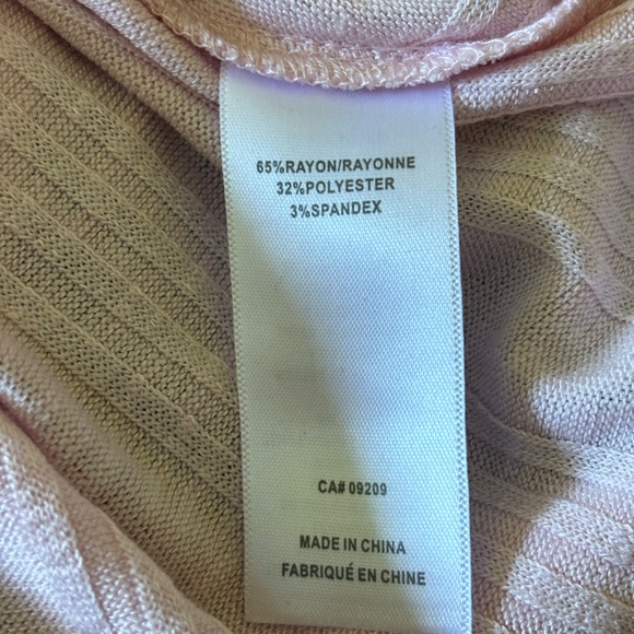 NWT Cleo women’s pink top. Size Medium - Picture 2 of 5